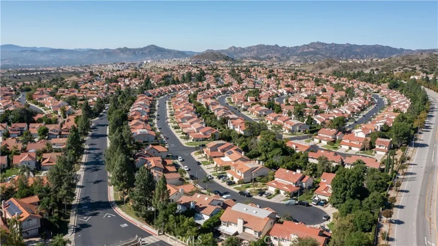 19546 Eagle Ridge Lane, Northridge, California 91326