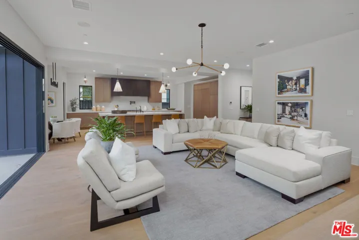 3021 Earlmar Drive, Los Angeles, California 90064