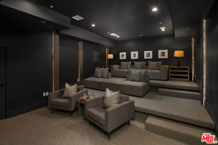 3021 Earlmar Drive, Los Angeles, California 90064