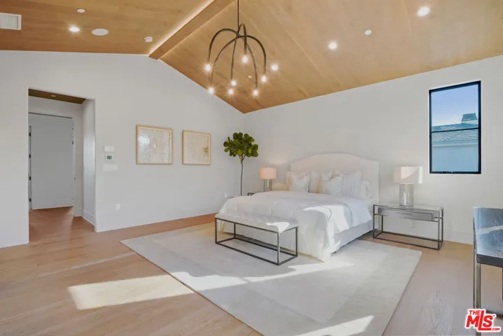 3021 Earlmar Drive, Los Angeles, California 90064