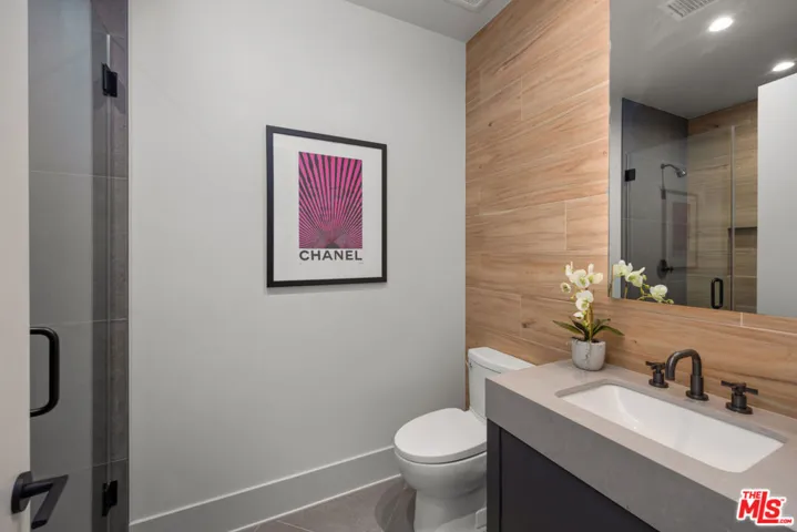 3021 Earlmar Drive, Los Angeles, California 90064
