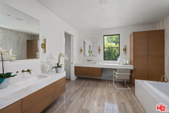 3021 Earlmar Drive, Los Angeles, California 90064