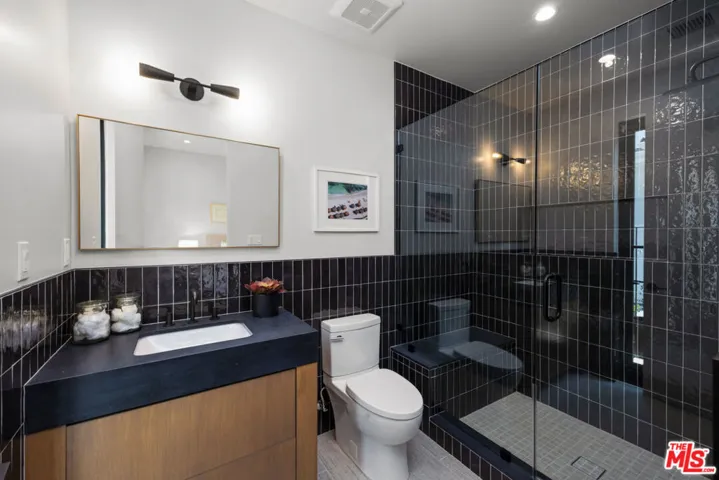 3021 Earlmar Drive, Los Angeles, California 90064