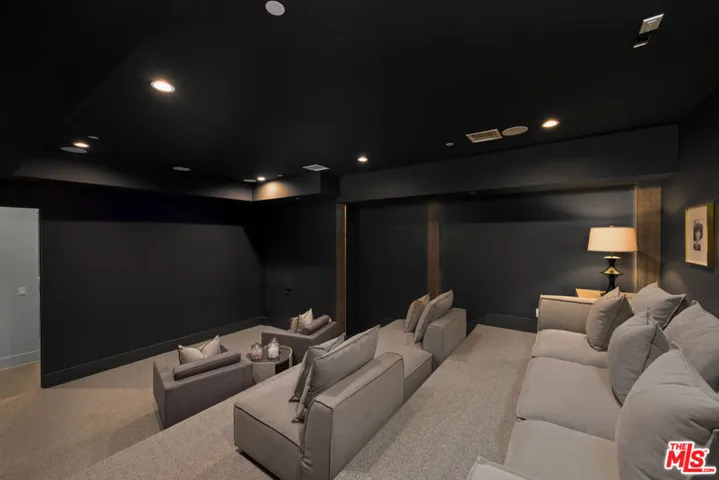 3021 Earlmar Drive, Los Angeles, California 90064