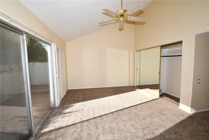 23900 Sarda Road, Valencia, California 91355