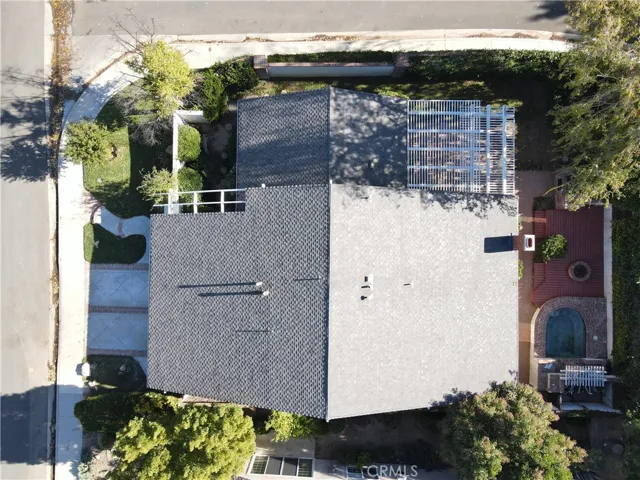 23900 Sarda Road, Valencia, California 91355