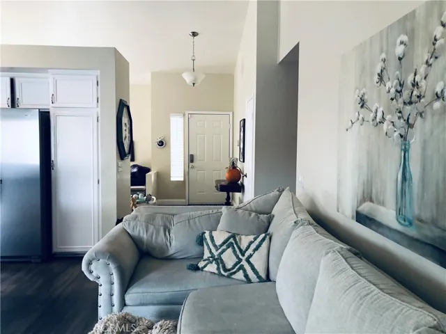 12795 Gifford Way, Victorville, California 92392