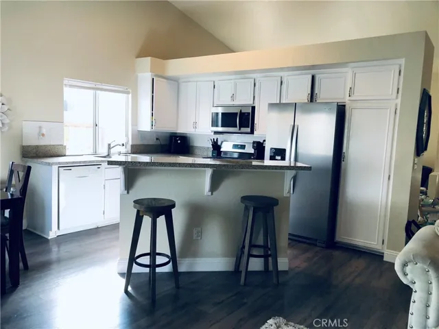 12795 Gifford Way, Victorville, California 92392