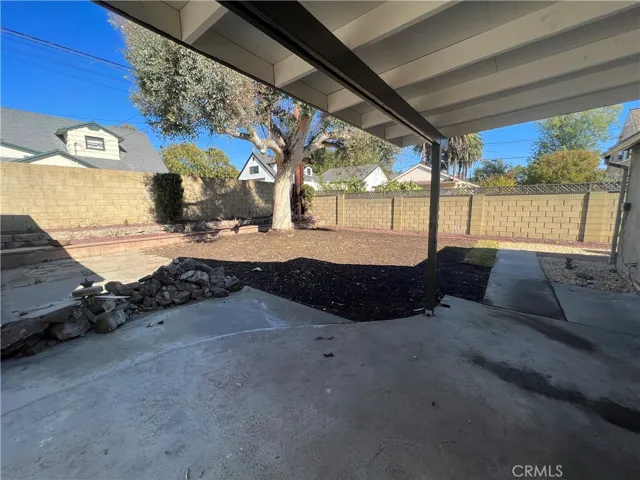 837 E Walnut Avenue, Glendora, California 91741