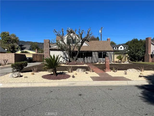 837 E Walnut Avenue, Glendora, California 91741