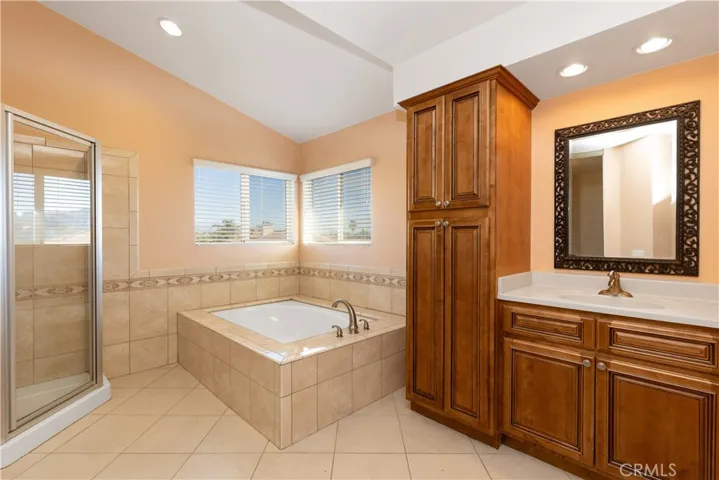 2916 Dartmouth Circle, Corona, California 92879