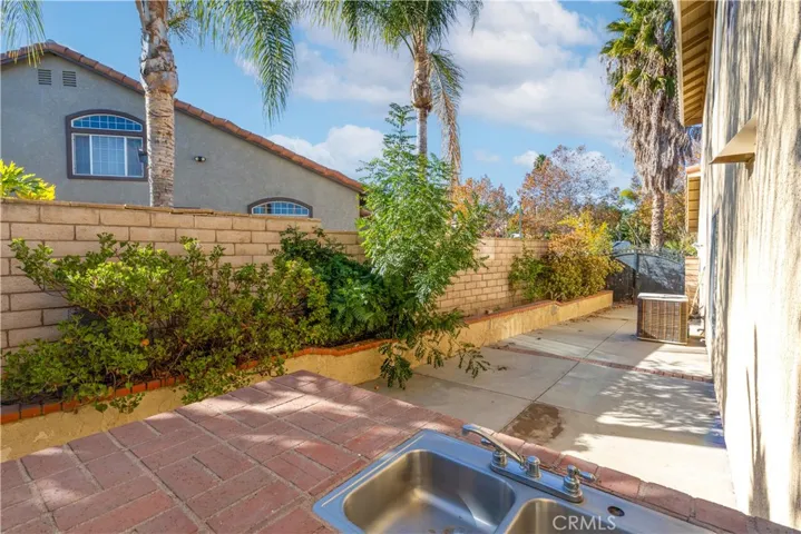 2916 Dartmouth Circle, Corona, California 92879