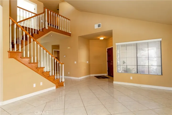 2916 Dartmouth Circle, Corona, California 92879