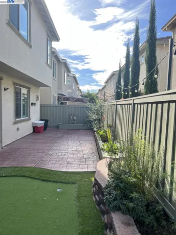 2543 Valente Dr, Pittsburg, California 94565
