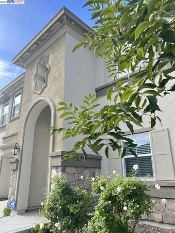 2543 Valente Dr, Pittsburg, California 94565