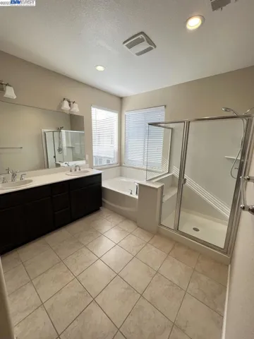2543 Valente Dr, Pittsburg, California 94565