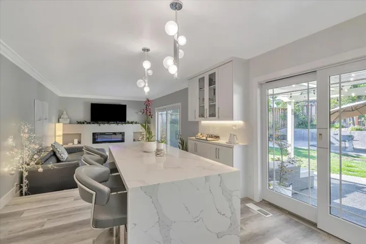 3977 Thousand Oaks Drive, San Jose, California 95136
