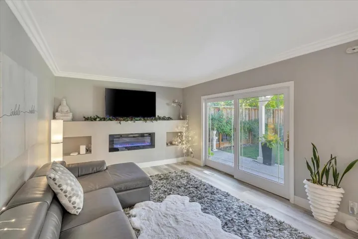 3977 Thousand Oaks Drive, San Jose, California 95136