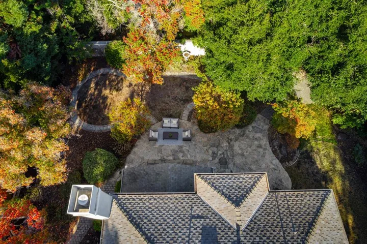 145 Gloria Circle, Menlo Park, California 94025