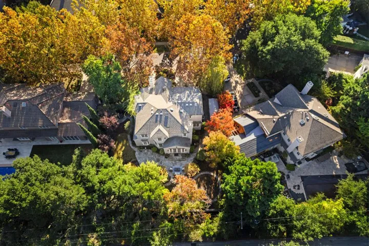 145 Gloria Circle, Menlo Park, California 94025