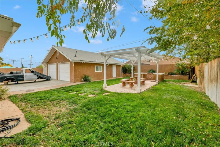 1626 E Avenue Q13, Palmdale, California 93550