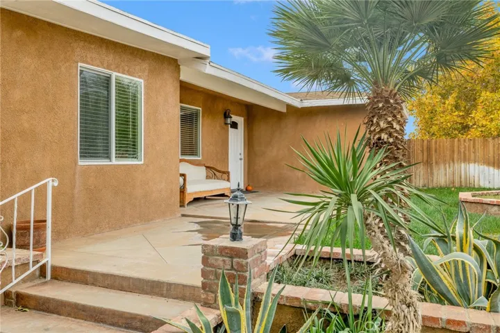 1626 E Avenue Q13, Palmdale, California 93550