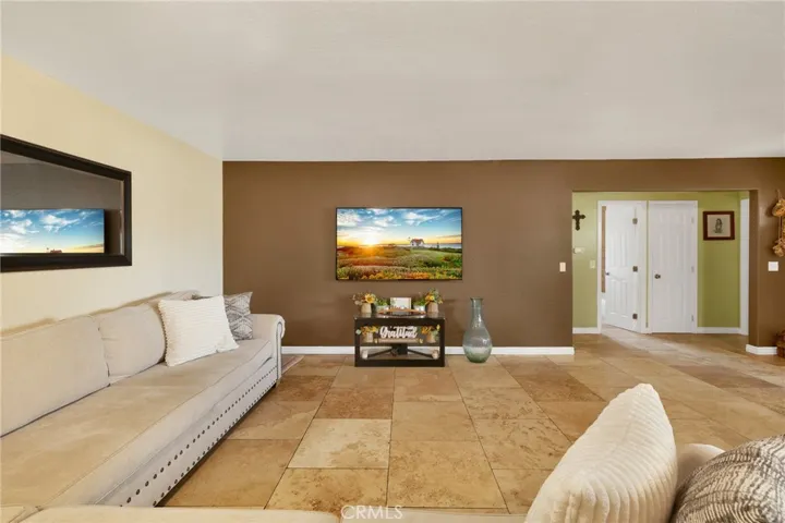 1626 E Avenue Q13, Palmdale, California 93550