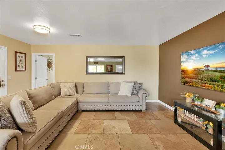 1626 E Avenue Q13, Palmdale, California 93550