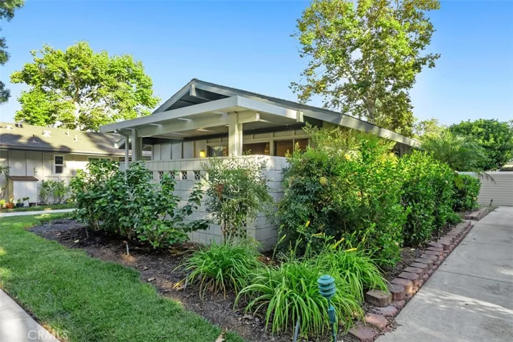 423 Avenida Castilla A, Laguna Woods, California 92637