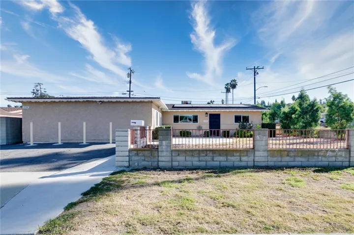 1550 Lyndhurst Avenue, Hacienda Heights, California 91745