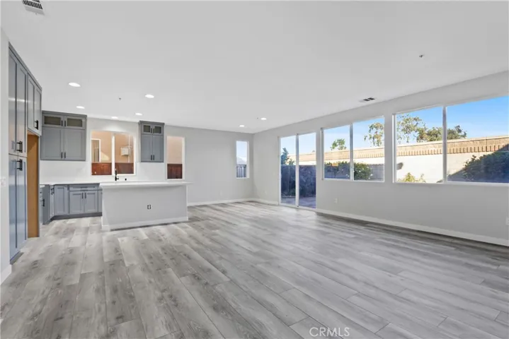 1923 E Canova Lane, Compton, California 90221