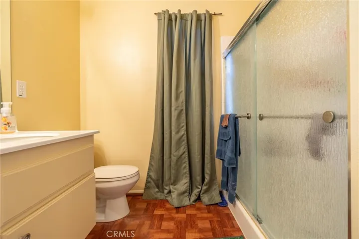 Bathroom #2