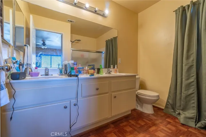 Bathroom #2