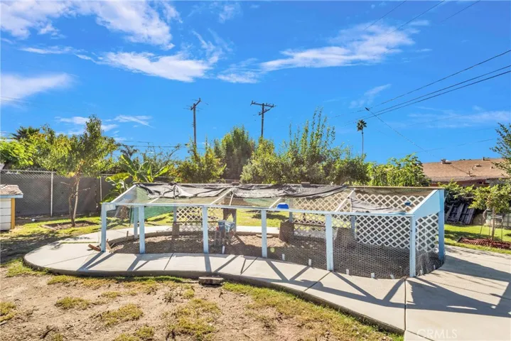 1373 Karesh Avenue, Pomona, California 91767