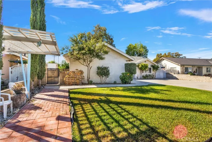 1373 Karesh Avenue, Pomona, California 91767