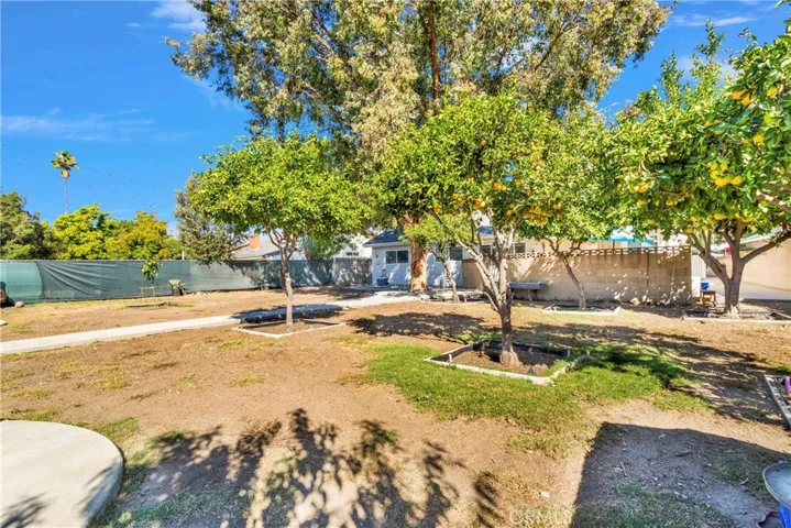 1373 Karesh Avenue, Pomona, California 91767