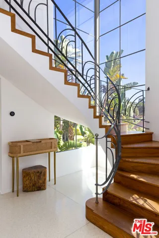 11181 Ophir Drive, Los Angeles, California 90024
