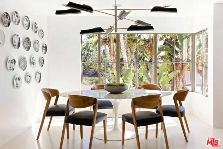 11181 Ophir Drive, Los Angeles, California 90024
