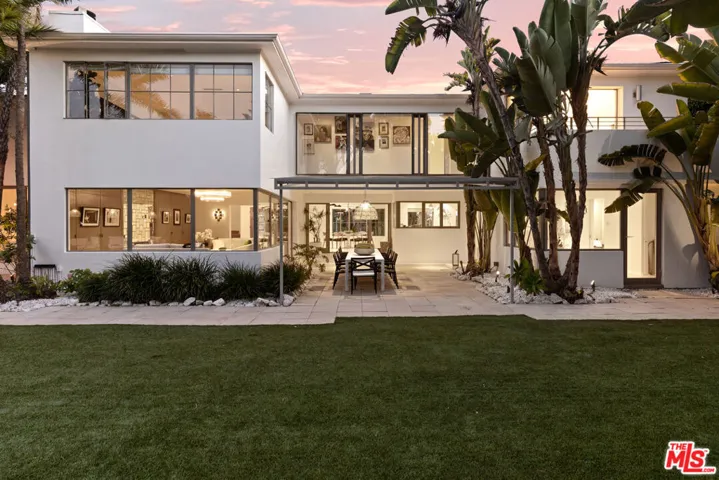 11181 Ophir Drive, Los Angeles, California 90024