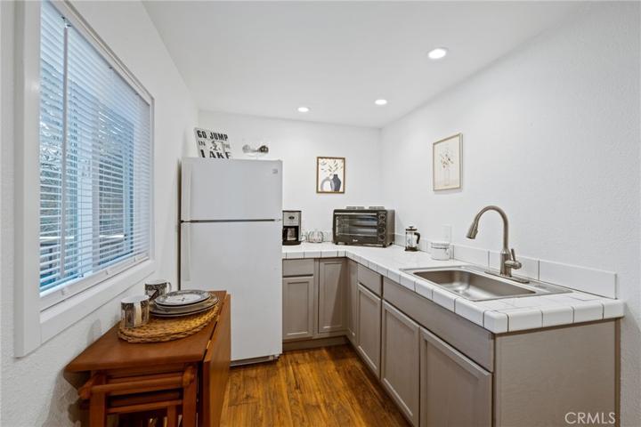5450 Sunrise Drive, Lower Lake, California 95457