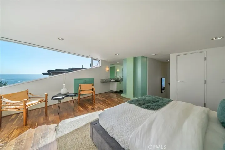 138 Sunset Terrace, Laguna Beach, California 92651