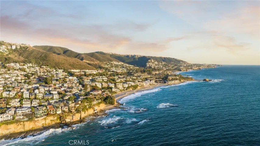 138 Sunset Terrace, Laguna Beach, California 92651
