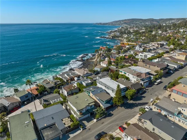 138 Sunset Terrace, Laguna Beach, California 92651