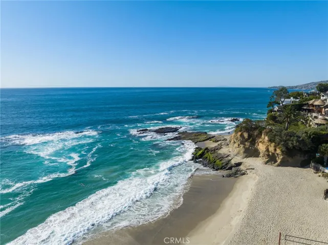 138 Sunset Terrace, Laguna Beach, California 92651