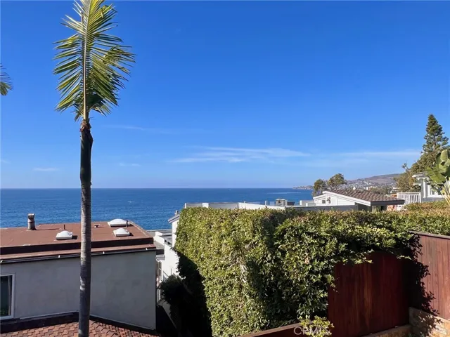 138 Sunset Terrace, Laguna Beach, California 92651