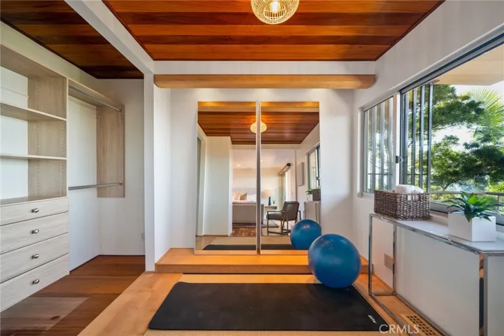 138 Sunset Terrace, Laguna Beach, California 92651