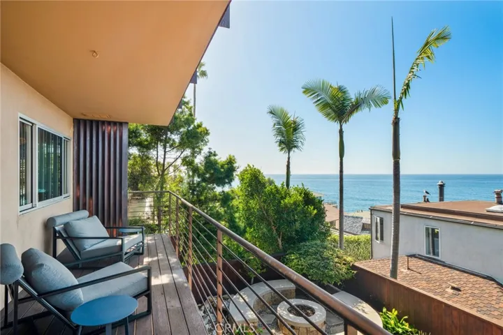138 Sunset Terrace, Laguna Beach, California 92651