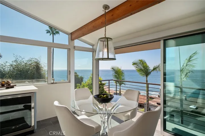 138 Sunset Terrace, Laguna Beach, California 92651