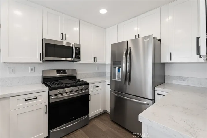 Newly remodeled kitchen with Quartz counter tops