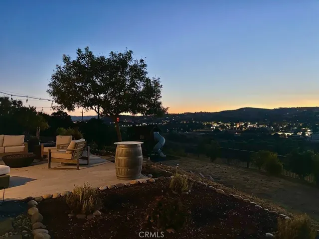 665 Red Cloud Road, Paso Robles, California 93446
